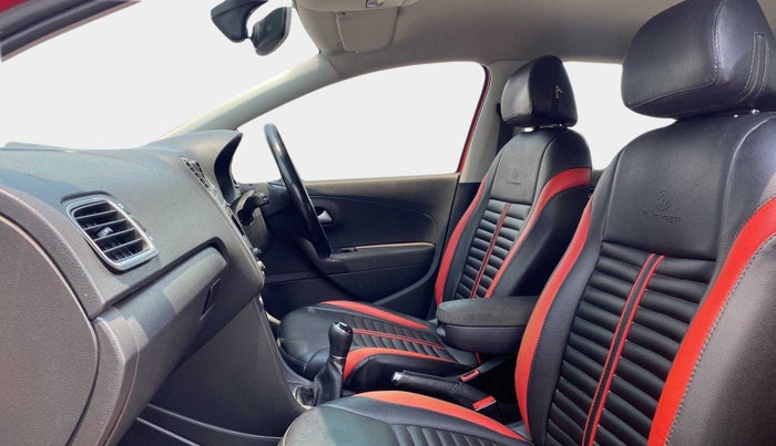 2017 Volkswagen Polo HIGHLINE1.2L, Petrol, Manual, 63,196 km, Right Side Front Door Cabin