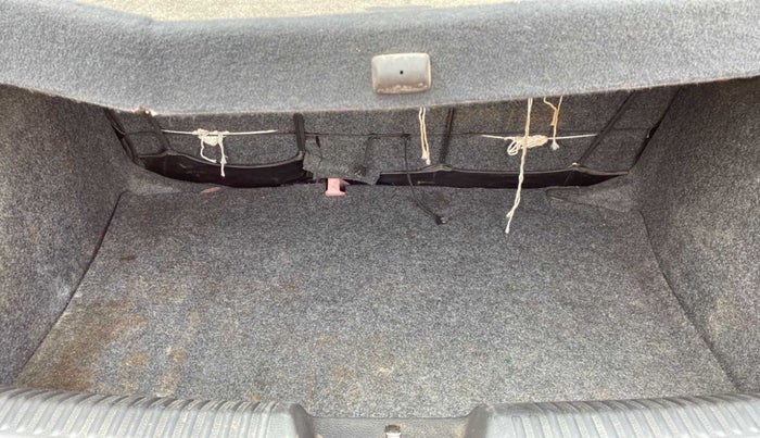 2017 Volkswagen Polo HIGHLINE1.2L, Petrol, Manual, 63,196 km, Boot Inside