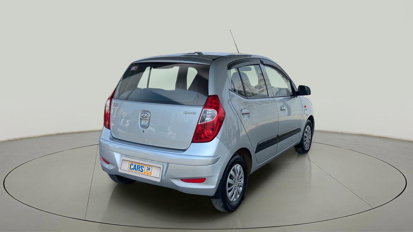 2015 Hyundai i10 SPORTZ 1.1, Petrol, Manual, 1,02,898 km, Right Back Diagonal