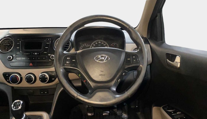2015 Hyundai Grand i10 ASTA (O) 1.2 KAPPA VTVT, Petrol, Manual, 1,17,933 km, Steering Wheel Close Up