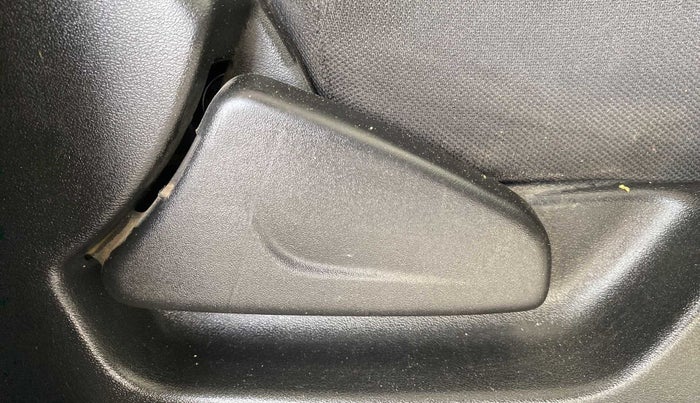 2018 Datsun Redi Go T (O), Petrol, Manual, 41,932 km, Driver Side Adjustment Panel