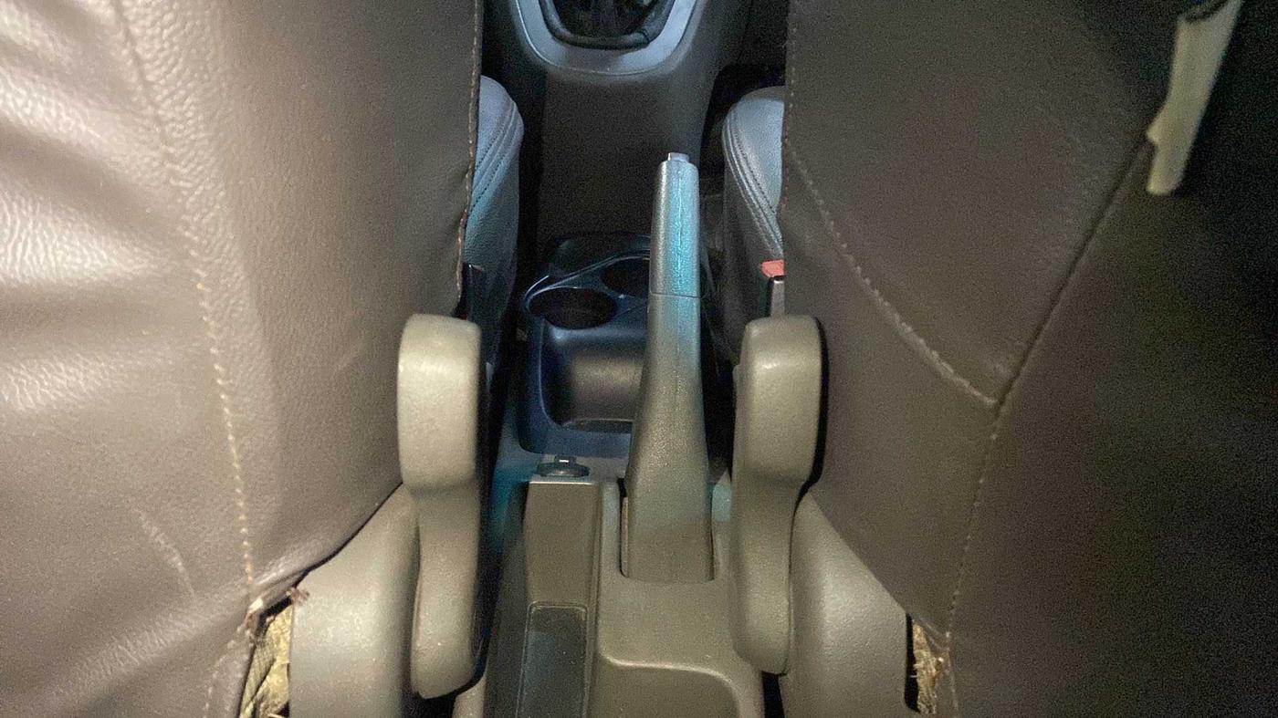 2011 Hyundai i10 SPORTZ 1.2, Petrol, Manual, 24,266 km, Driver Side Adjustment Panel