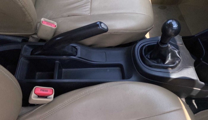 2016 Honda Jazz 1.5L I-DTEC E, Diesel, Manual, 99,357 km, Gear Lever