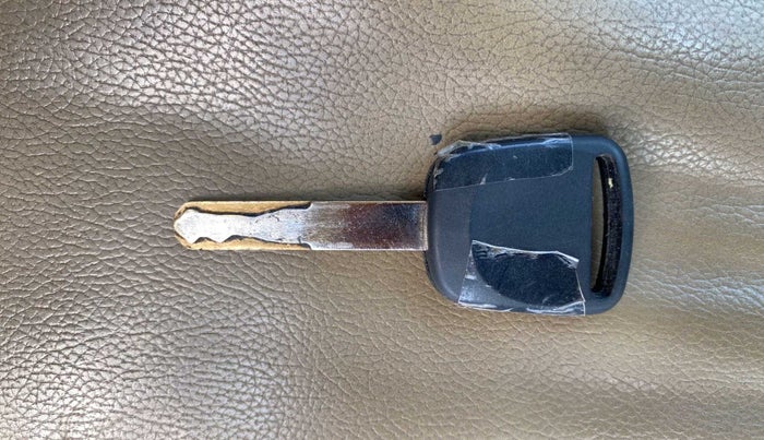 2016 Honda Jazz 1.5L I-DTEC E, Diesel, Manual, 99,357 km, Key Close Up