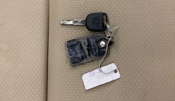 2018 Honda Amaze 1.2L I-VTEC S, Petrol, Manual, 35,061 km, Key Close Up
