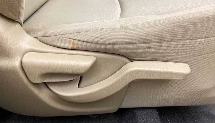 2018 Honda Amaze 1.2L I-VTEC S, Petrol, Manual, 35,061 km, Driver Side Adjustment Panel