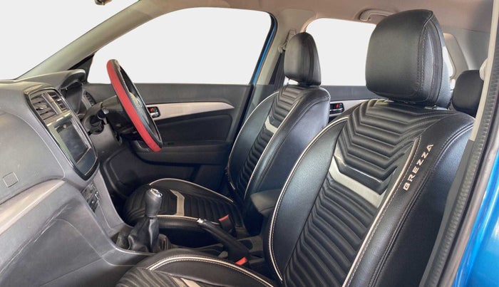 2016 Maruti Vitara Brezza ZDI PLUS, Diesel, Manual, 70,029 km, Right Side Front Door Cabin