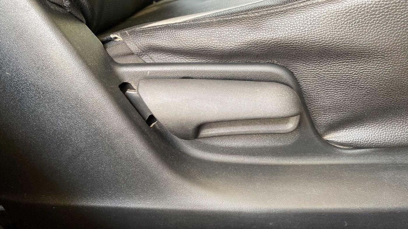 2014 Maruti Swift VXI, Petrol, Manual, 53,772 km, Driver Side Adjustment Panel