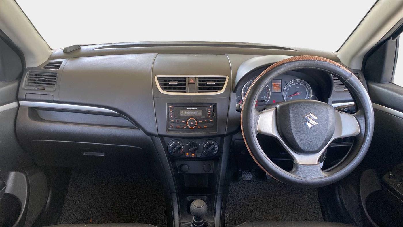 2014 Maruti Swift VXI, Petrol, Manual, 53,772 km, Dashboard