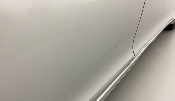 2015 Honda City 1.5L I-VTEC V MT, Petrol, Manual, 56,554 km, Right rear door - Slightly dented