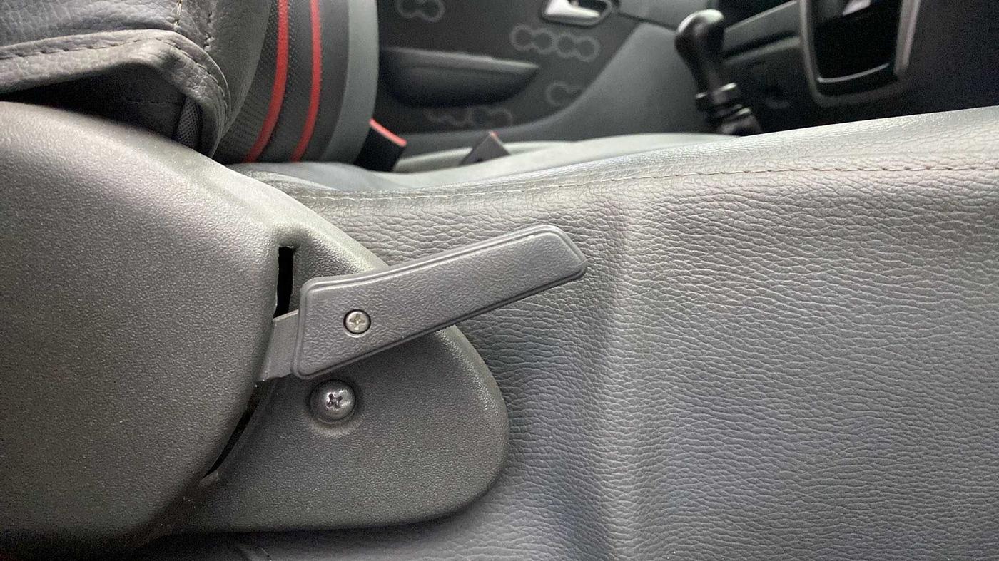2016 Maruti Alto 800 LXI, Petrol, Manual, 37,894 km, Driver Side Adjustment Panel
