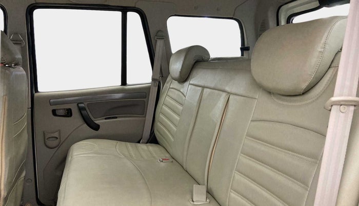 2019 Mahindra Scorpio S9, Diesel, Manual, 21,437 km, Right Side Rear Door Cabin