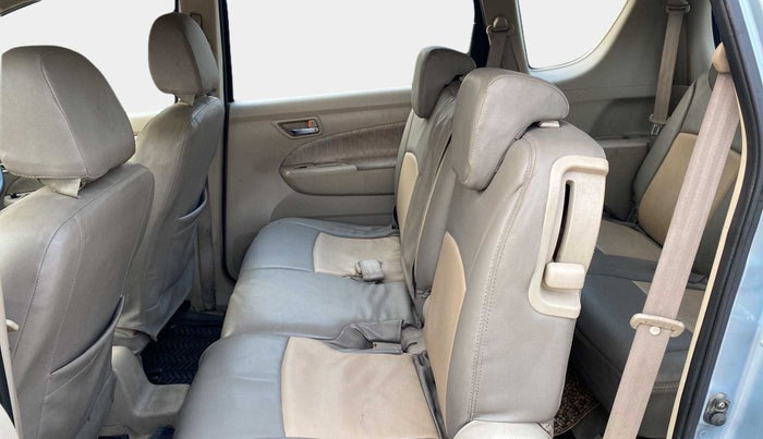 2012 Maruti Ertiga ZXI, Petrol, Manual, 72,853 km, Right Side Rear Door Cabin