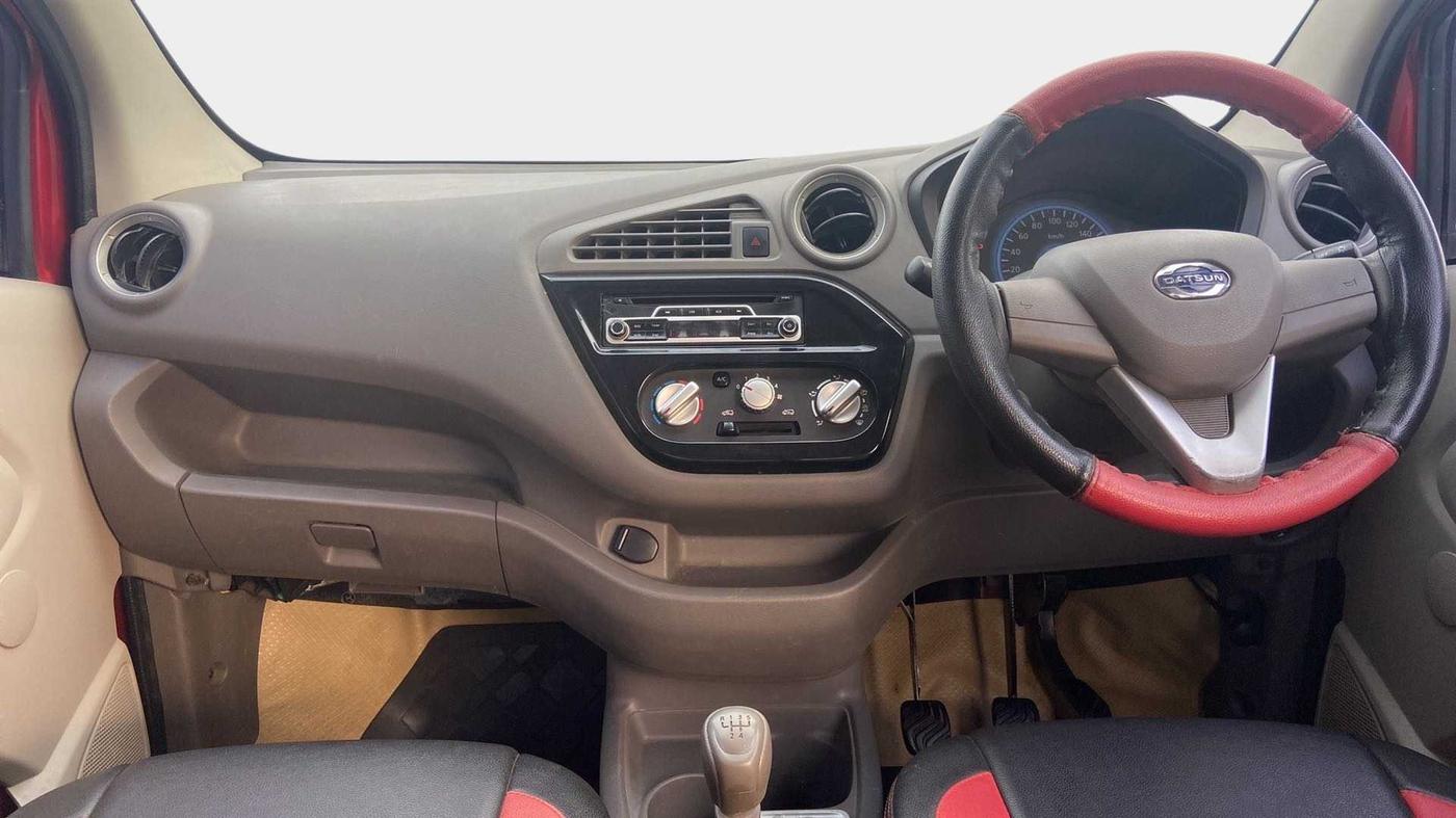 2016 Datsun Redi Go T (O), Petrol, Manual, 23,475 km, Dashboard