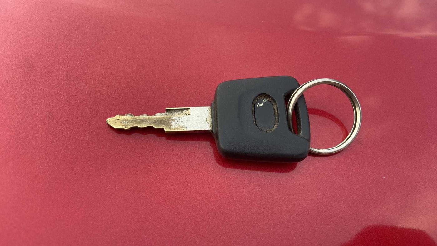 2016 Datsun Redi Go T (O), Petrol, Manual, 23,475 km, Key Close Up