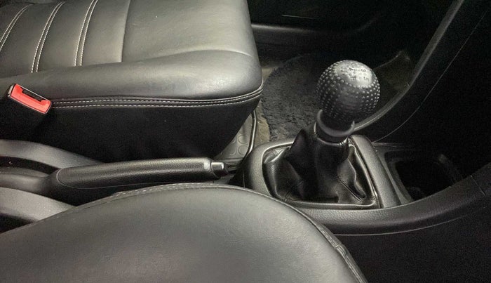 2015 Maruti Swift LXI (O), Petrol, Manual, 96,515 km, Gear Lever