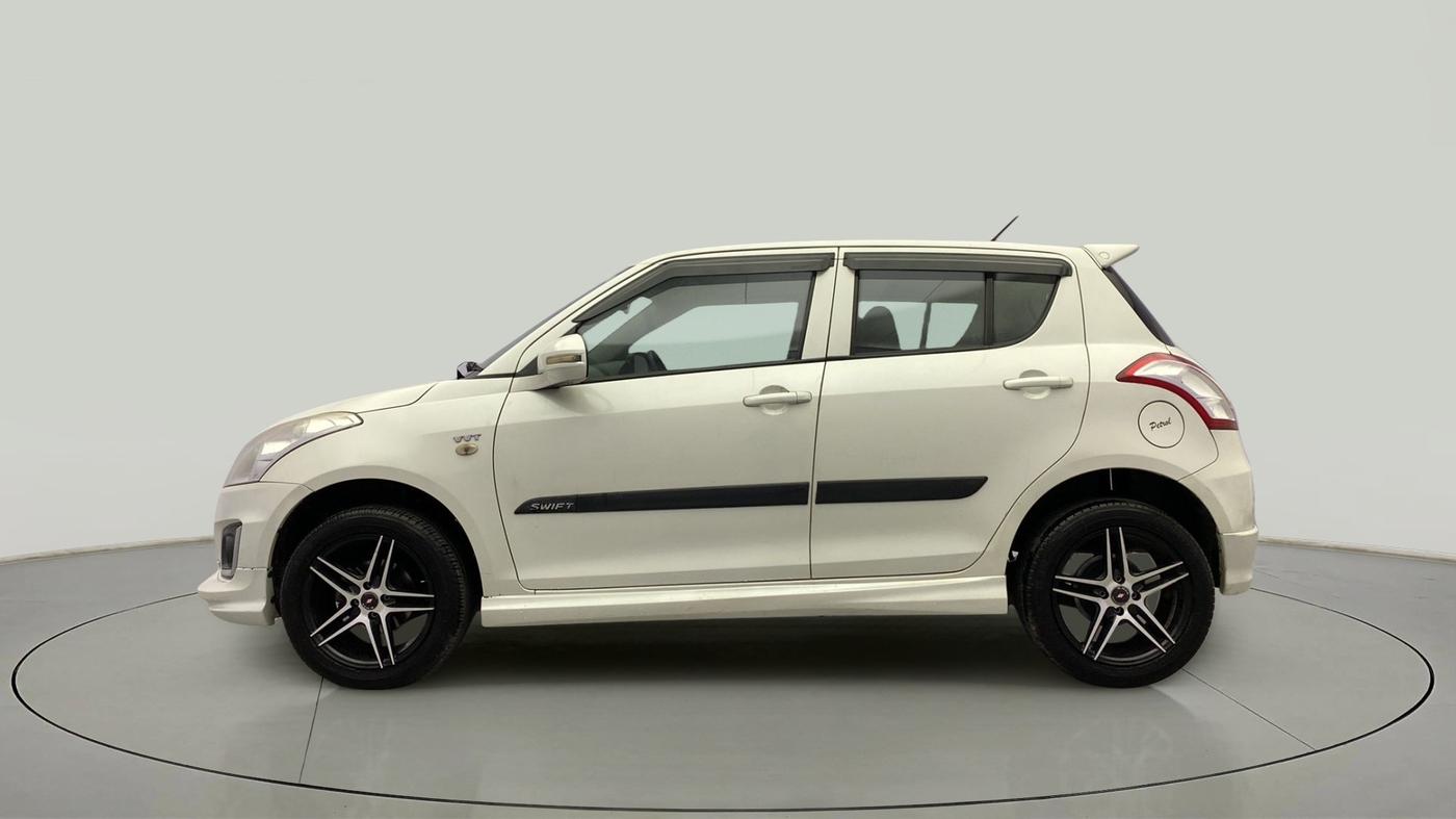 2015 Maruti Swift LXI (O), Petrol, Manual, 96,515 km, Left Side