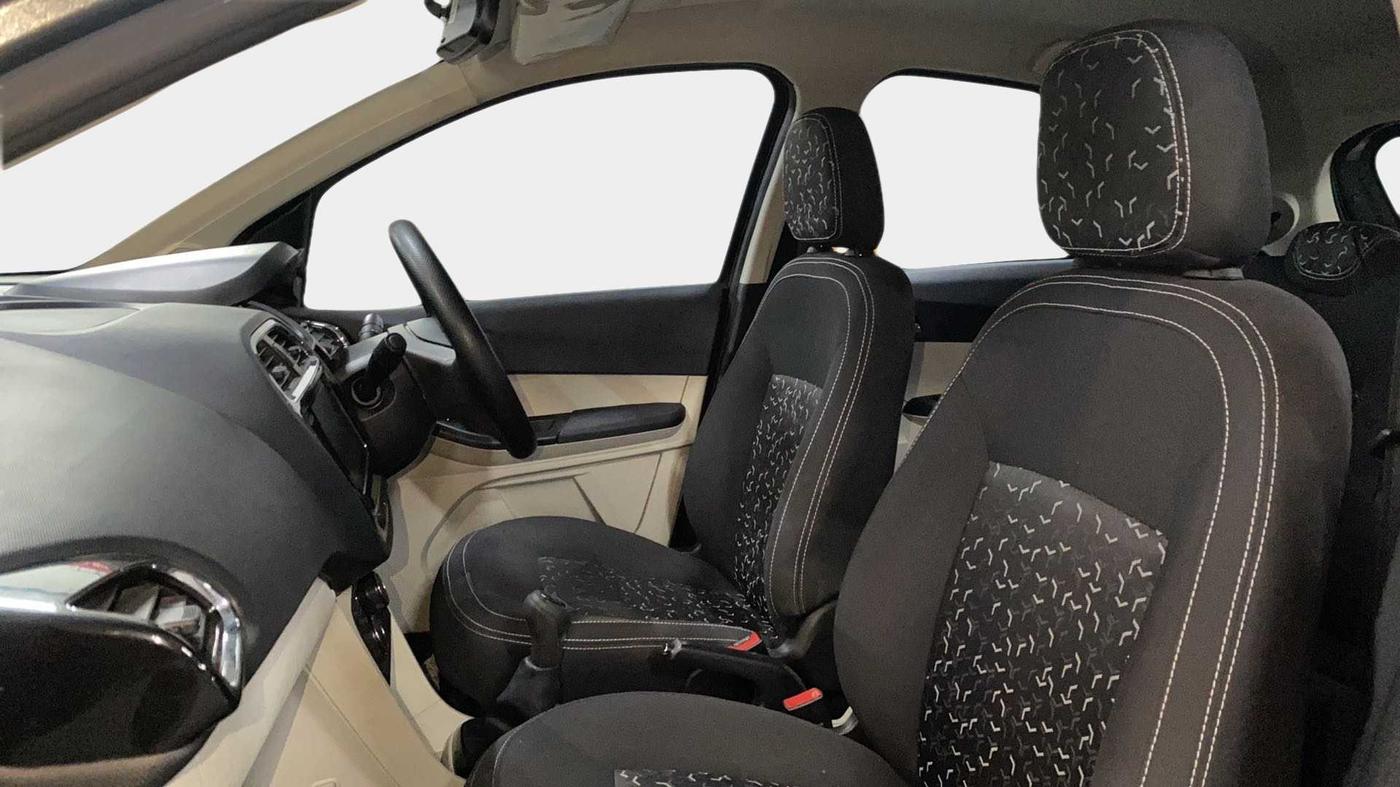 2023 Tata Tiago XZ PLUS PETROL, Petrol, Manual, 8,597 km, Right Side Front Door Cabin