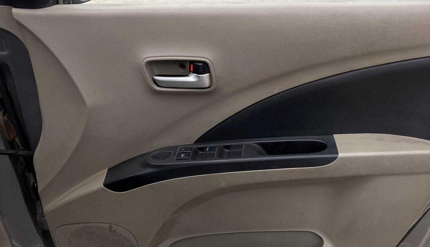 2017 Maruti Celerio VXI AMT, Petrol, Automatic, 22,156 km, Driver Side Door Panels Control