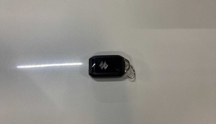 2023 Maruti Grand Vitara DELTA SMART HYBRID, Petrol, Manual, 3,328 km, Key Close Up