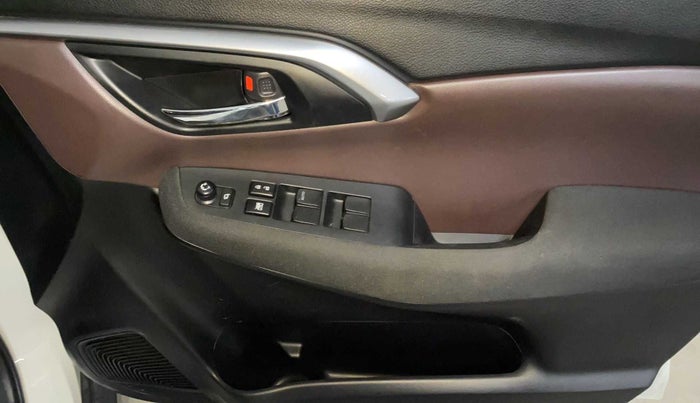 2023 Maruti Grand Vitara DELTA SMART HYBRID, Petrol, Manual, 3,328 km, Driver Side Door Panels Control