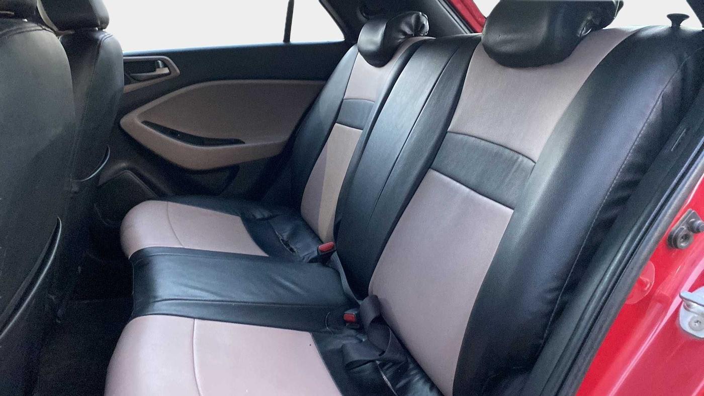 2015 Hyundai Elite i20 ASTA 1.4 CRDI, Diesel, Manual, 90,937 km, Right Side Rear Door Cabin