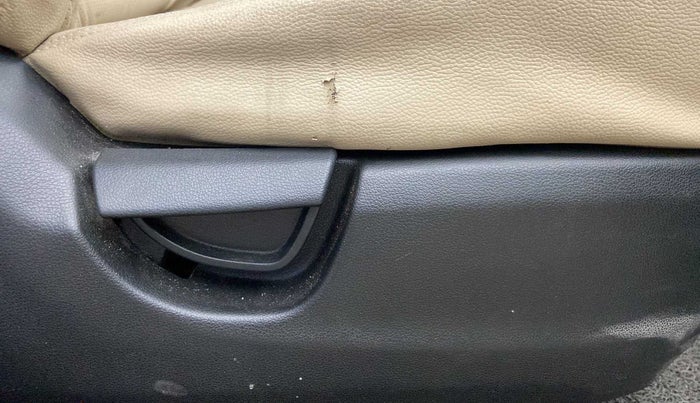 2020 Hyundai NEW SANTRO MAGNA, Petrol, Manual, 28,107 km, Driver Side Adjustment Panel