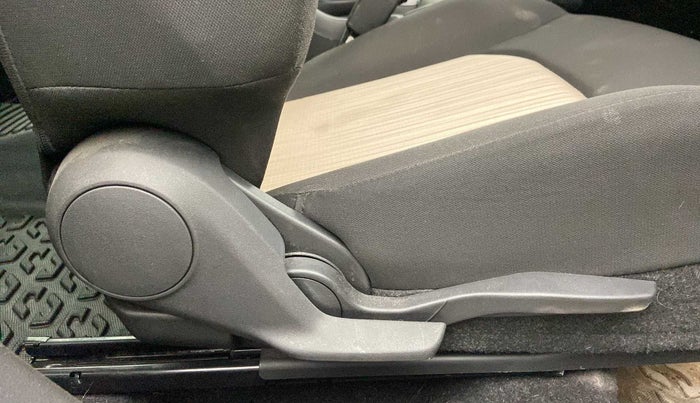 2022 Toyota Glanza V AMT, Petrol, Automatic, 6,555 km, Driver Side Adjustment Panel