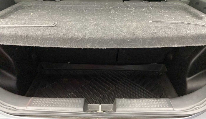 2022 Toyota Glanza V AMT, Petrol, Automatic, 6,555 km, Boot Inside