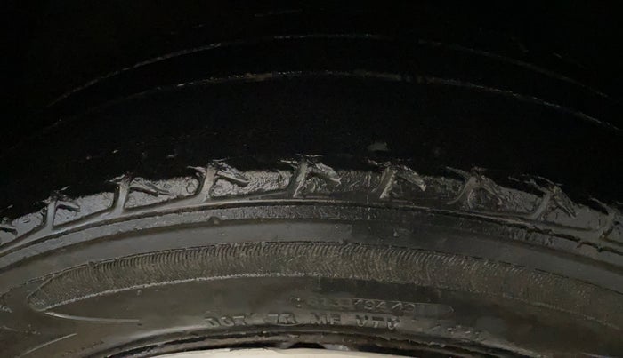 2017 Volkswagen Ameo COMFORTLINE 1.2L, Petrol, Manual, 67,306 km, Right Front Tyre Tread