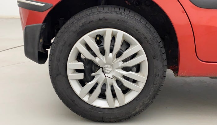 2015 Maruti Celerio VXI, Petrol, Manual, 49,343 km, Right Rear Wheel