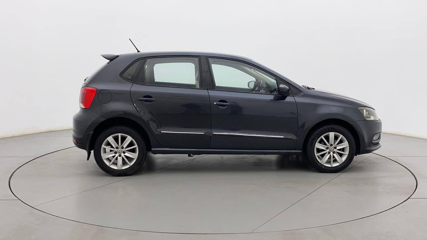 2017 Volkswagen Polo HIGHLINE1.2L, Petrol, Manual, 50,296 km, Right Side View