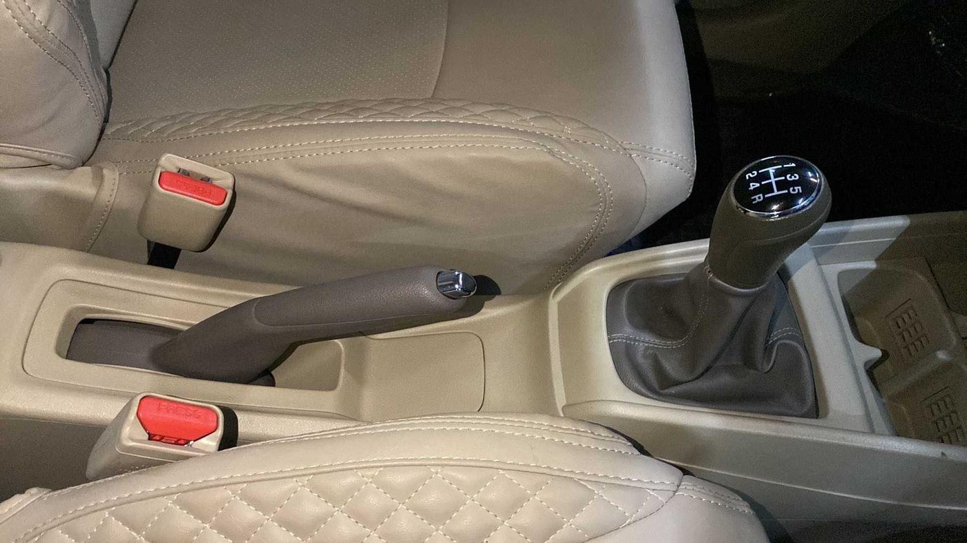 2022 Maruti Ertiga VXI SHVS, Petrol, Manual, 4,944 km, Gear Lever