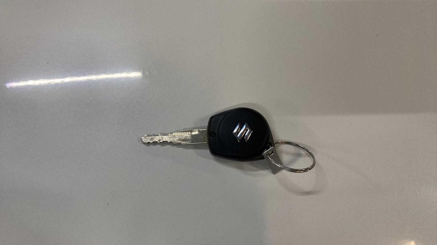 2022 Maruti Ertiga VXI SHVS, Petrol, Manual, 4,944 km, Key Close Up