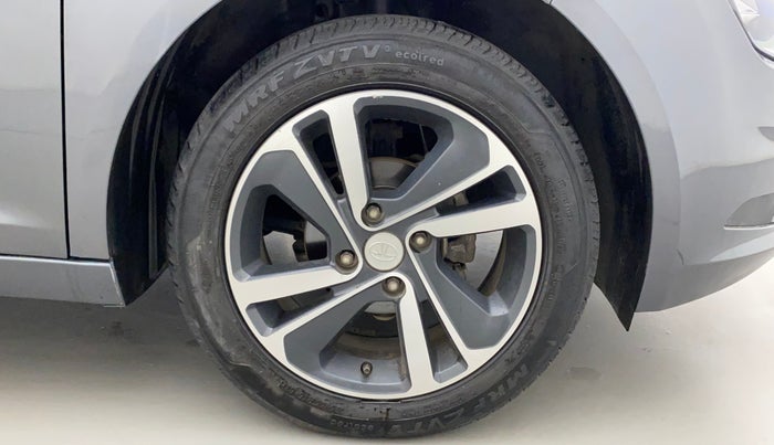 2022 Tata ALTROZ XZ PLUS I-TURBO PETROL, Petrol, Manual, 25,083 km, Right Front Wheel
