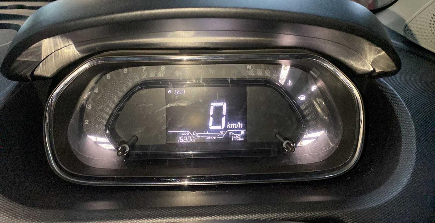 2023 Tata Tiago XT (O) PETROL, Petrol, Manual, 1,746 km, Odometer Image
