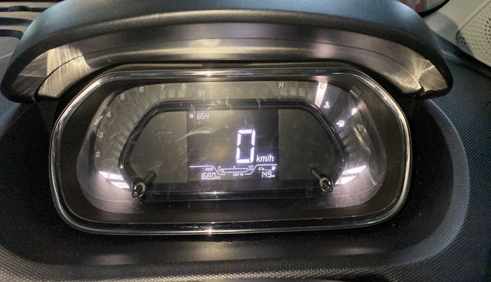 2023 Tata Tiago XT (O) PETROL, Petrol, Manual, 1,746 km, Odometer Image