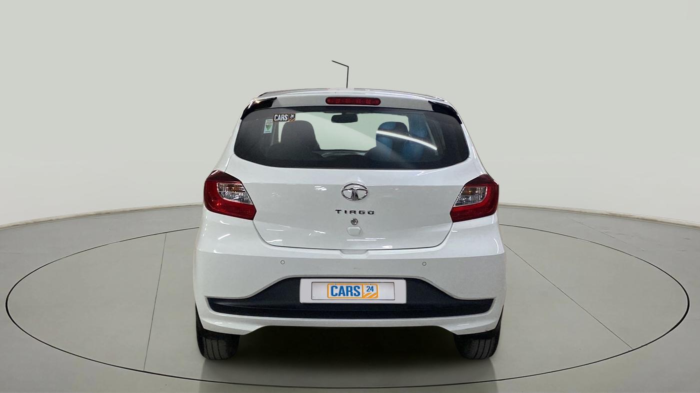 2023 Tata Tiago XT (O) PETROL, Petrol, Manual, 1,746 km, Back/Rear