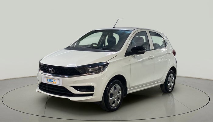 2023 Tata Tiago XT (O) PETROL, Petrol, Manual, 1,746 km, Left Front Diagonal