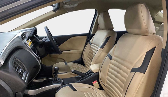 2022 Honda City 1.5L I-VTEC V MT 4TH GEN, Petrol, Manual, 27,885 km, Right Side Front Door Cabin