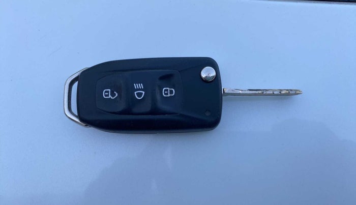 2017 Tata Tiago XZA PETROL, Petrol, Automatic, 59,596 km, Key Close Up