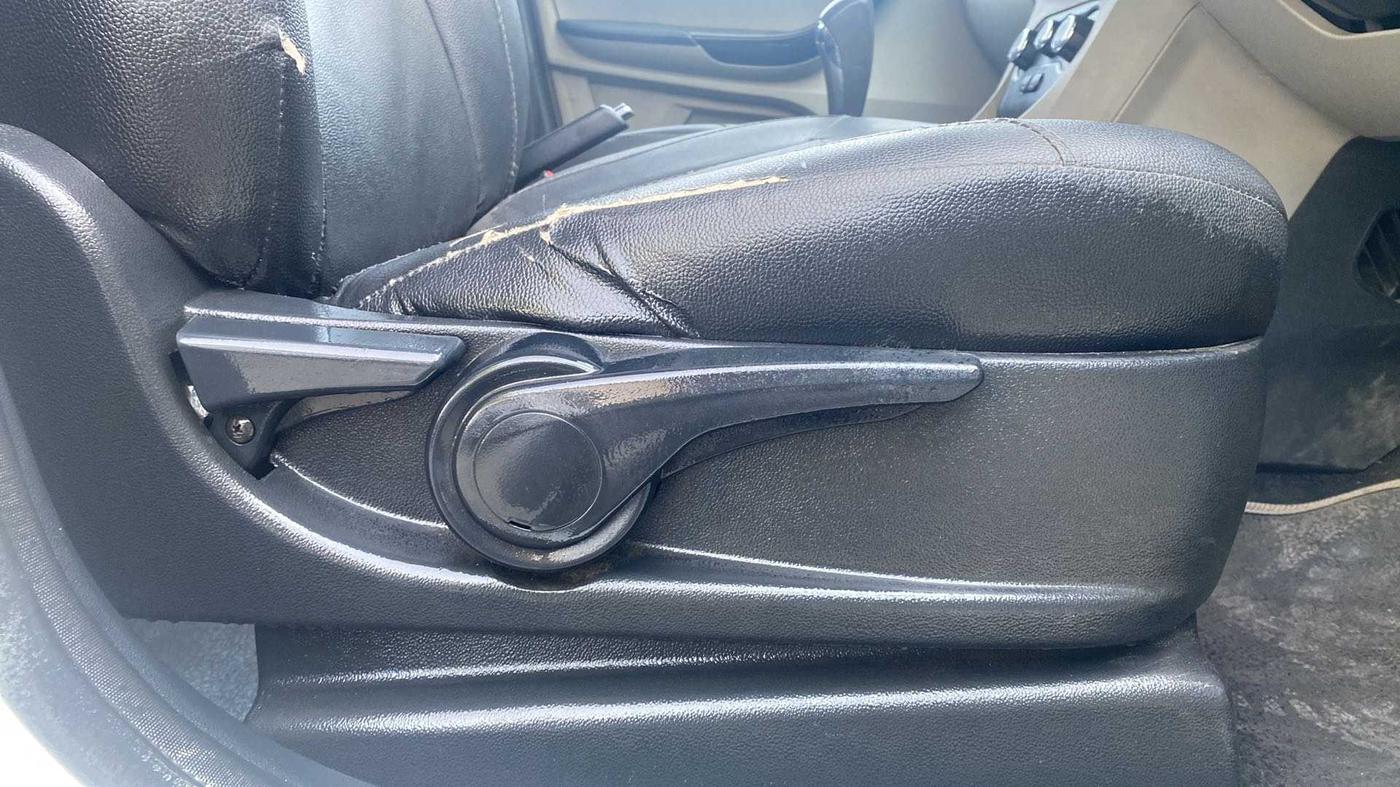 2017 Tata Tiago XZA PETROL, Petrol, Automatic, 59,596 km, Driver Side Adjustment Panel