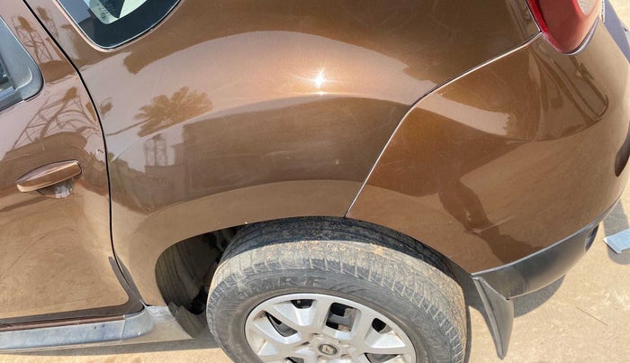 2016 Renault Duster RXL 1.6 PETROL, Petrol, Manual, 58,909 km, Left quarter panel - Minor scratches