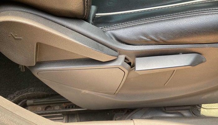 2017 Ford Ecosport TITANIUM 1.5L PETROL, Petrol, Manual, 55,557 km, Driver Side Adjustment Panel