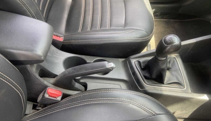 2017 Hyundai Elite i20 MAGNA EXECUTIVE 1.2, Petrol, Manual, 41,141 km, Gear Lever