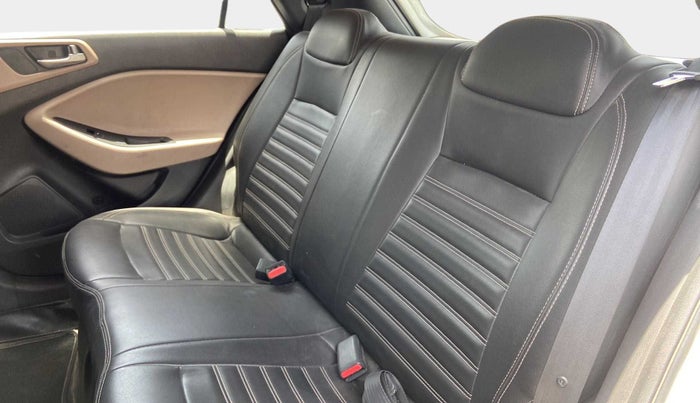 2017 Hyundai Elite i20 MAGNA EXECUTIVE 1.2, Petrol, Manual, 41,141 km, Right Side Rear Door Cabin