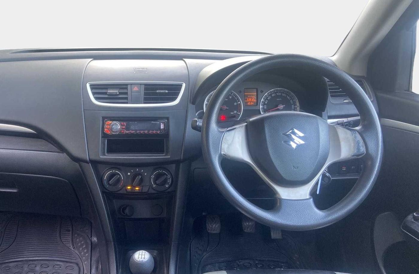 2013 Maruti Swift VDI, Diesel, Manual, 54,093 km, Steering Wheel Close Up