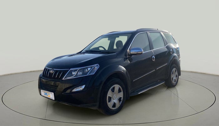 2017 Mahindra XUV500 W6, Diesel, Manual, 65,873 km, Left Front Diagonal