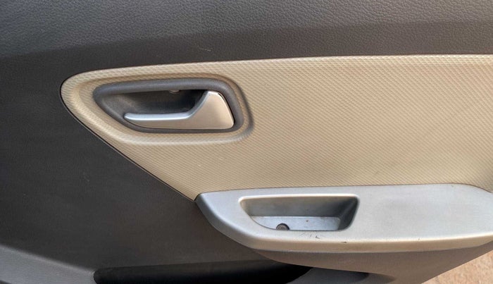 2016 Maruti Alto K10 VXI, Petrol, Manual, 53,144 km, Driver Side Door Panels Control