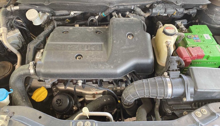 2015 Maruti Swift VDI, Diesel, Manual, 66,044 km, Open Bonet